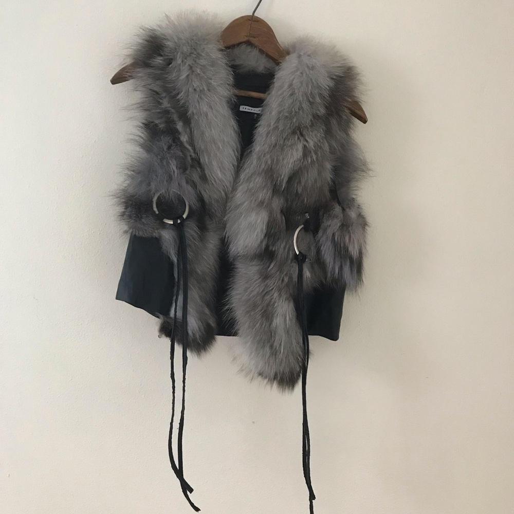 Elegant Gray Fur Vest
